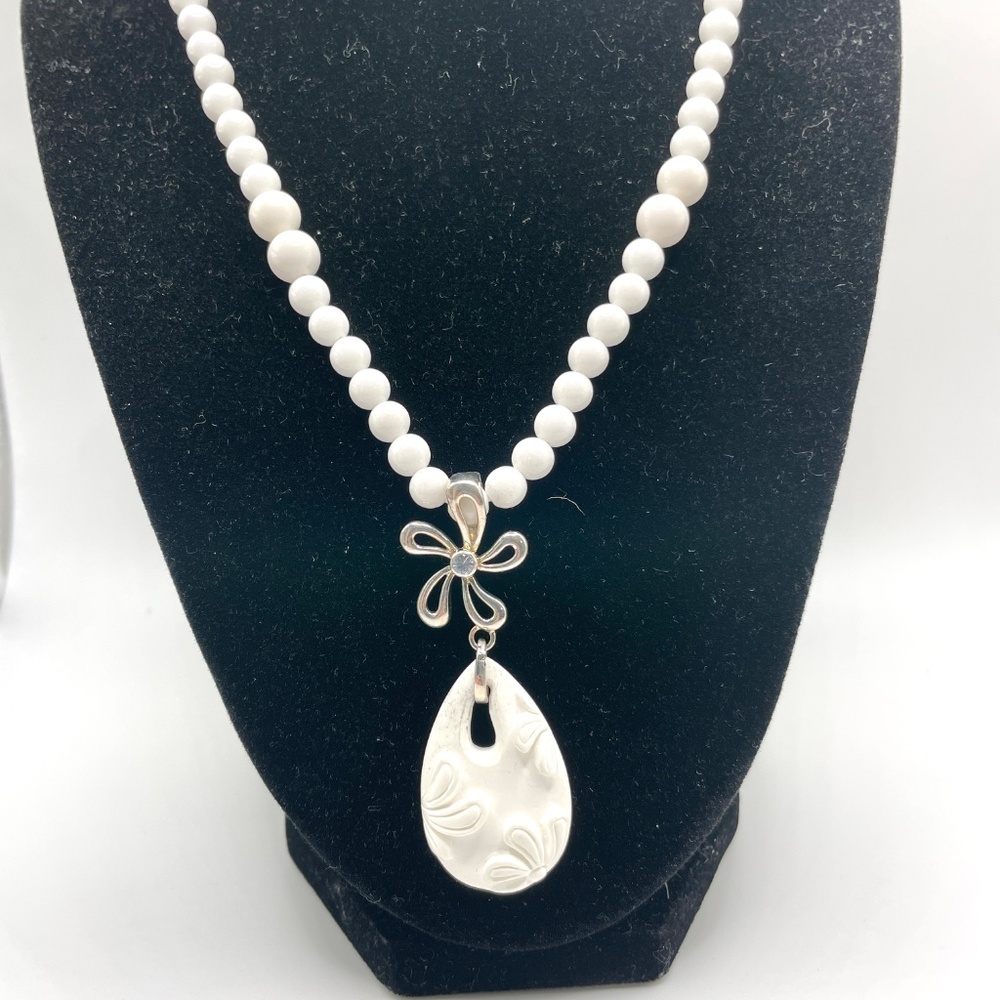 GS Signed White Agate Beaded Carved Pendant Sterling Necklace